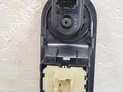 Left front window switch RENAULT TWINGO III (BCM_, BCA_) 1.0 SCe 70 (BCMB) | BP29948419I27
