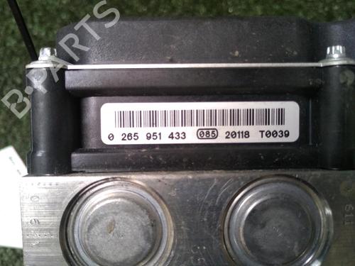 ABS pump PEUGEOT 3008 I MPV (0U_) 1.6 HDi | BP13886447M43 
