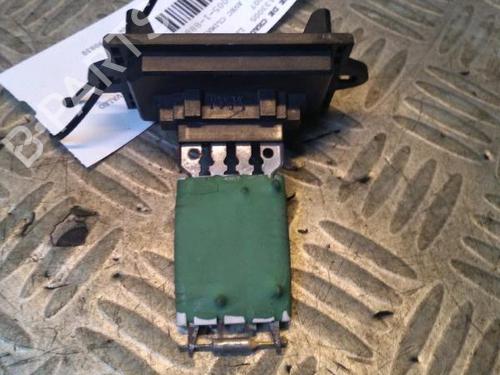 Used Heater resistor Heater resistor PEUGEOT 1007 (KM_) 1.4 HDi (68 hp) 30070881 30070881