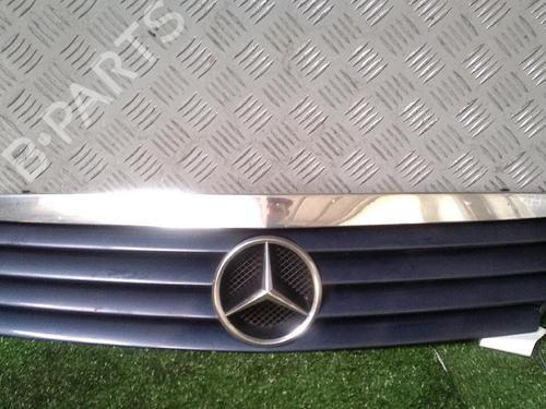 Used Grille MERCEDES-BENZ A-CLASS (W168) A 170 CDI (168.009, 168.109) (95 hp) 29951083