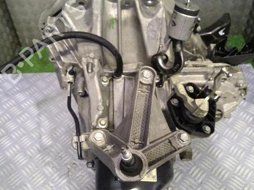 Used Gearbox RENAULT CLIO III (BR0/1, CR0/1) 1.5 dCi (BR17, CR17) (86 hp) 30063880