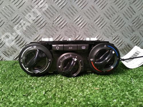 Used Climate control PEUGEOT 208 I (CA_, CC_) 1.6 BlueHDi 100 (100 hp) 11408216