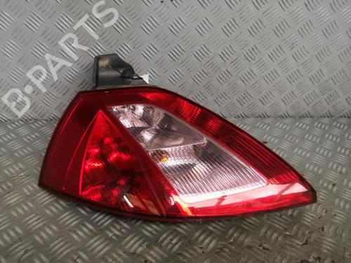 Used Left taillight Left taillight RENAULT MEGANE II (BM0/1_, CM0/1_) 1.4 16V (BM0B, CM0B) (98 hp) 30069640 30069640