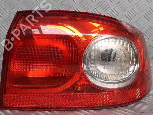 Used Right taillight RENAULT LAGUNA II (BG0/1_) 1.9 dCi (BG1A, BG1W, BG0G) (110 hp) 30065047