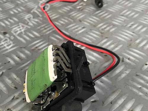 Varmeblæsermodstand RENAULT TRAFIC II Bus (JL) [2001-2025]  30074452