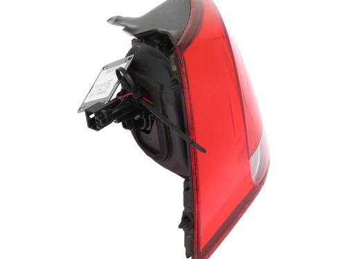 left-taillight-vw-golf-vii-5g1-bq1-be1-be2-2012-2013-2014-2015-2016-2017-2018-2019-2020-2021-30295240 main image