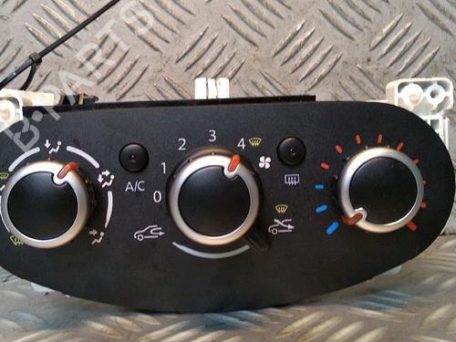 Used Climate control RENAULT TWINGO III (BCM_, BCA_) 1.0 SCe 75 (73 hp) 29950814