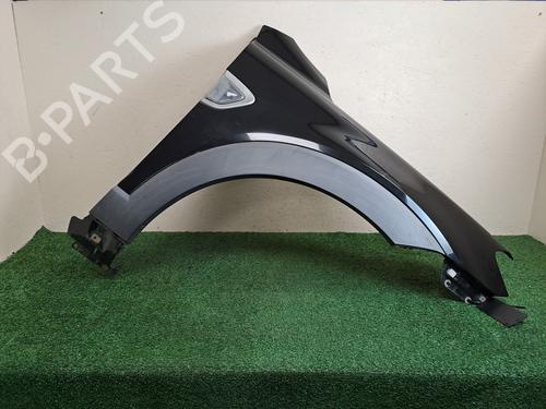 Forkjerm høyre CHEVROLET CAPTIVA (C100, C140) 2.0 D 4WD (150 hp) 31640702