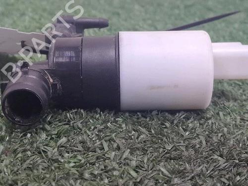 Used Washer pump RENAULT MEGANE II (BM0/1_, CM0/1_) 2.0 Renault Sport (224 hp) 30065548