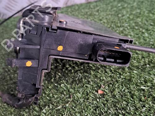 Front left lock PEUGEOT 308 II (LB_, LP_, LW_, LH_, L3_) 1.6 HDi | BP23333528C98