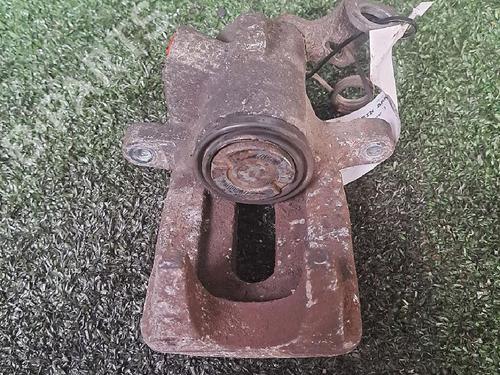 Used Right rear brake caliper Right rear brake caliper 30066473 30066473