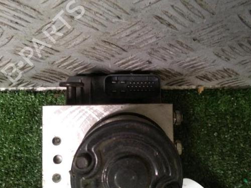 ABS pump HYUNDAI SANTA FÉ I (SM) 2.0 CRDi 4x4 | BP29951637M43 - Image 2