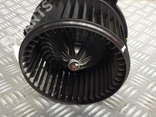 Used Heater blower motor KIA SPORTAGE II (JE_, KM_) 2.0 CRDi (140 hp) 11403890