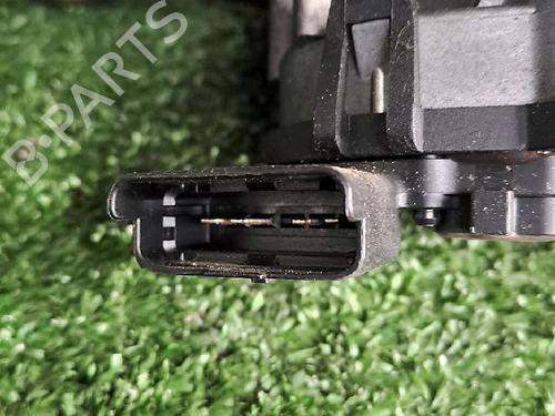 front-wiper-motor-renault-laguna-ii-bg01_-2001-2002-2003-2004-2005-2006-2007-30065104 main image