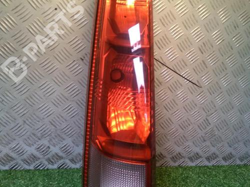 Used Left taillight NISSAN X-TRAIL I (T30) 2.2 dCi 4x4 (136 hp) 11409852