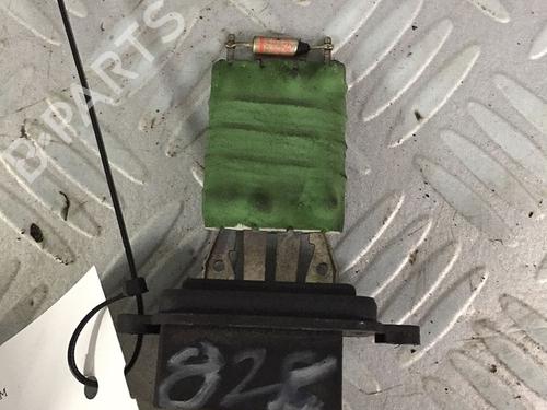 Used Heater resistor FIAT 500 (312_) 1.3 D Multijet (312AXB1A) (75 hp) 30069270
