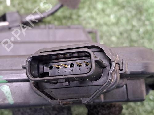 Højre bagtil lås RENAULT CLIO IV (BH_) 1.2 16V (73 hp) 29948369