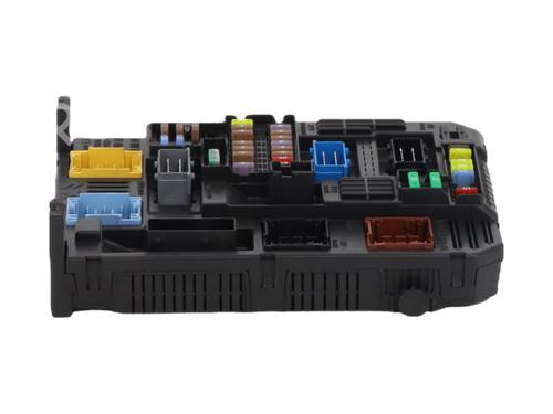 Fuse box CITROËN C3 III (SX) 1.2 VTi 82 | BP40447762E1 - Image 2