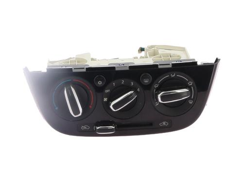 AC Styreenhet / Manøvreringsenhet MITSUBISHI MIRAGE / SPACE STAR VI Hatchback (A0_A) 1.0 (A05A) (71 hp) 30610987