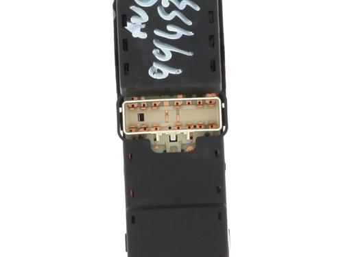 left-front-window-switch-chevrolet-captiva-c100-c140-2006-31712063 main image