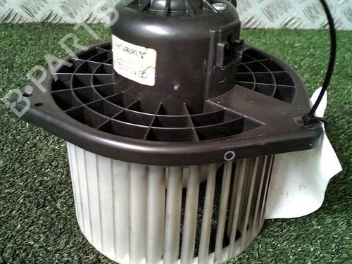 Used Heater blower motor PEUGEOT 4007 (VU_, VV_) 2.2 HDi (156 hp) 29952790
