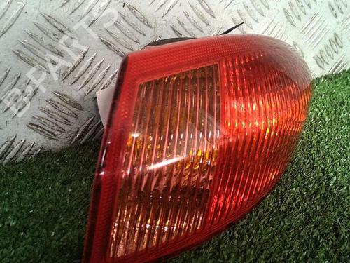 Used Right taillight ALFA ROMEO 147 (937_) 1.9 JTDM 8V (937.AXD1A, 937.AXU1A, 937.BXU1A) (120 hp) 29952639