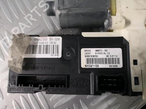 Front right window mechanism RENAULT LAGUNA III (BT0/1) 1.5 dCi (BT00, BT0A, BT0T, BT1J) | BP30074395C23 