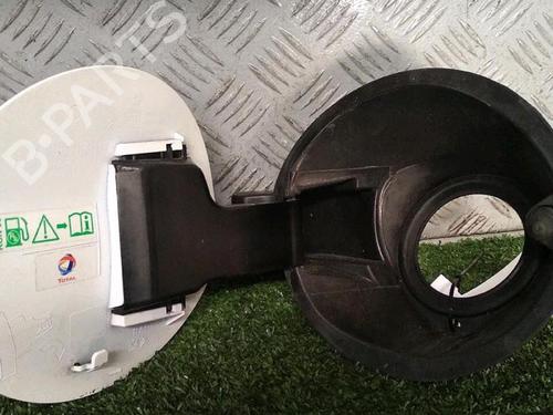 Fuel flap PEUGEOT 2008 I (CU_) 1.2 VTi | BP30077337C131 