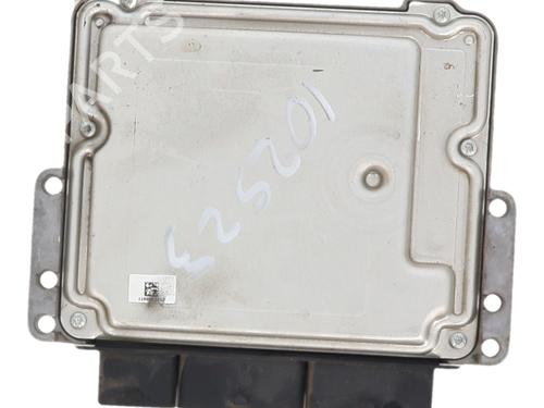 Engine control unit (ECU) DACIA SANDERO II 1.5 dCi | BP40447771M57 - Image 3