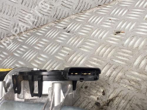 Used Front wiper motor RENAULT MEGANE III Hatchback (BZ0/1_, B3_) 1.5 dCi (BZ1G, BZ1W, BZ0R) (95 hp) 30072526