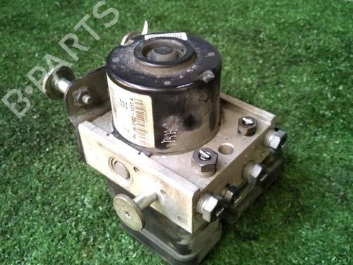 Used ABS pump FORD FIESTA VI (CB1, CCN) 1.4 TDCi (68 hp) 12233950