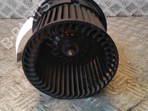 Used Heater blower motor Heater blower motor PEUGEOT 208 I (CA_, CC_) 1.2 THP 110 (110 hp) 30070893 30070893