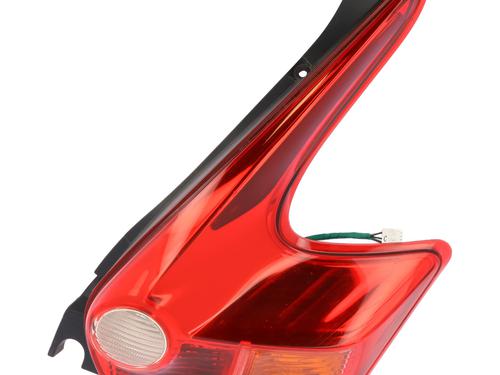 Used Right taillight NISSAN JUKE (F15) 1.5 dCi (110 hp) 30561632