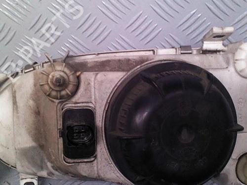 Used Right headlight VW GOLF III (1H1) 1.9 D (64 hp) 30075111