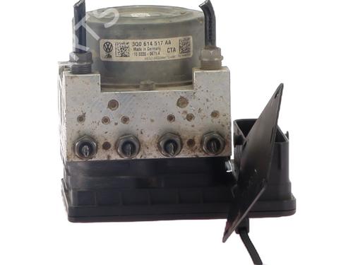 Used ABS pump VW TOURAN (5T1) 1.6 TDI (110 hp) 31830423