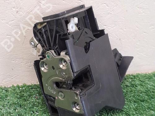 Høyre foran lås DACIA SANDERO II TCe 90 (B8M1, B8MA, B8AC) (90 hp) 30065526