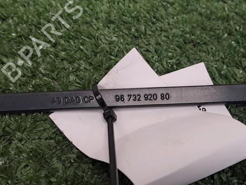 Front windshield wiper arm PEUGEOT 208 I (CA_, CC_) 1.6 BlueHDi 100 | BP24945242C143 