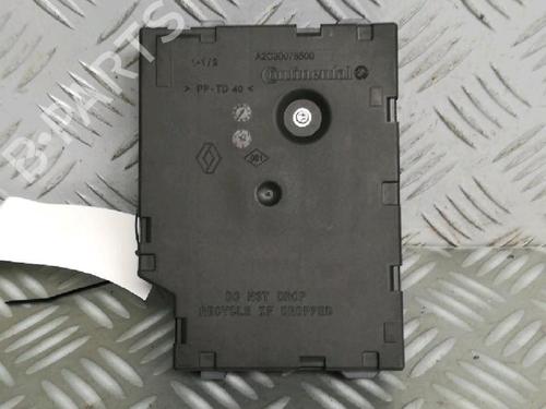 card-reader-renault-captur-i-j5_-h5_-2013-37731563 main image