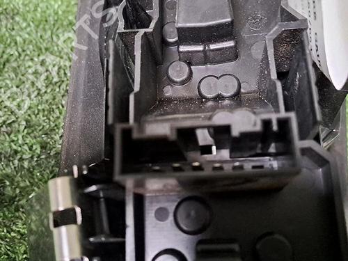 Używane Lampa tylna lewa MINI MINI (R50, R53) Cooper (116 hp) 29947250