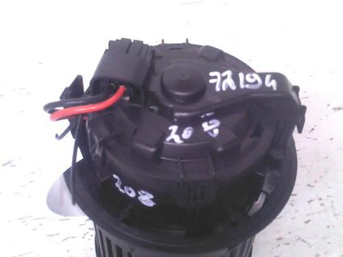 Used Heater blower motor Heater blower motor PEUGEOT 208 I (CA_, CC_) 1.4 HDi (68 hp) 29952091 29952091