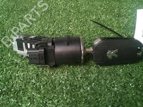 Used Ignition barrel PEUGEOT 3008 II SUV (MC_, MR_, MJ_, M4_) 1.6 BlueHDi 120 (120 hp) 30071371