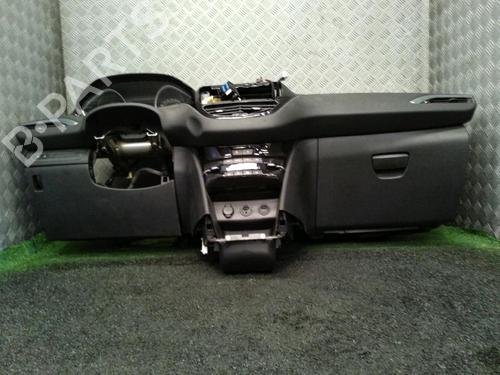 Used Dashboard PEUGEOT 208 I (CA_, CC_) 1.6 VTi (120 hp) 23215200