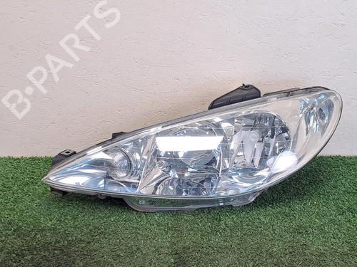 Used Left headlight PEUGEOT 206 Hatchback (2A/C) 1.4 i (75 hp) 26726465