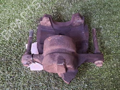 Venstre bremsekaliber foran OPEL CORSA F (P2JO) 1.5 (68) (102 hp) 30066636