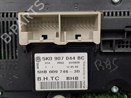 Airco bedieningspaneel VW GOLF VI (5K1) 1.4 TSI (122 hp) 29947760