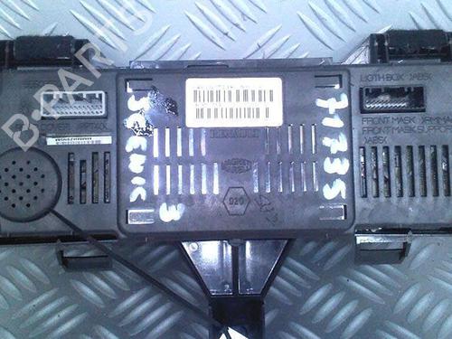 Used Instrument cluster RENAULT SCÉNIC III (JZ0/1_) 1.5 dCi (JZ02, JZ0R) (95 hp) 30075021