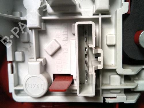 Used Right taillight FORD MONDEO III (B5Y) 1.8 16V (125 hp) 30065685