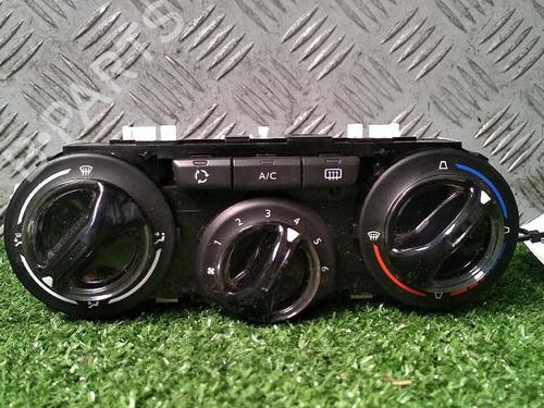 Used Climate control PEUGEOT 208 I (CA_, CC_) 1.6 BlueHDi 100 (100 hp) 30071318