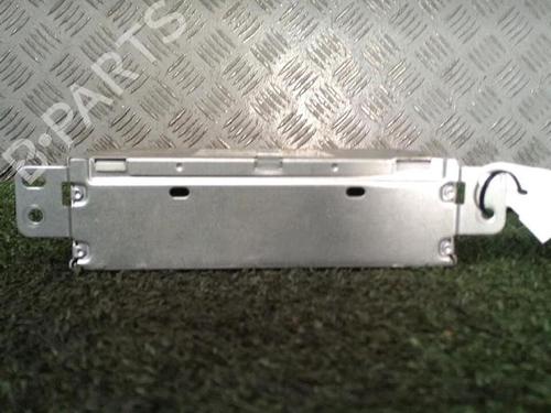 Used Radio PEUGEOT 308 II (LB_, LP_, LW_, LH_, L3_) 1.6 BlueHDi 120 (120 hp) 30077375