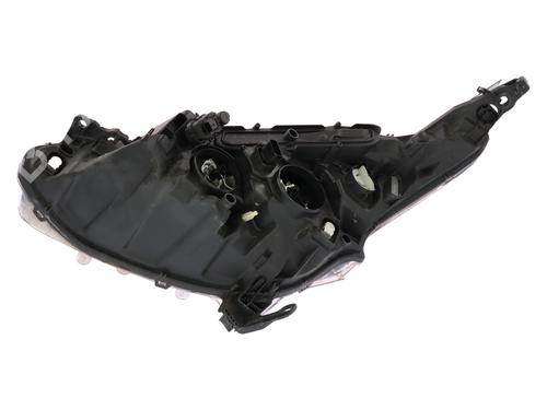 Right headlight PEUGEOT 208 I (CA_, CC_) 1.2 VTI 82 | BP31972731C29